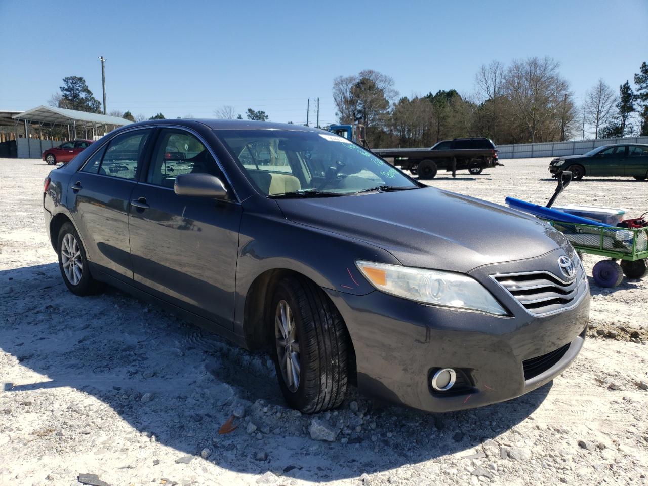 TOYOTA CAMRY BASE 2011 with VIN 4T1BF3EK9BU146990 - Photo from auction