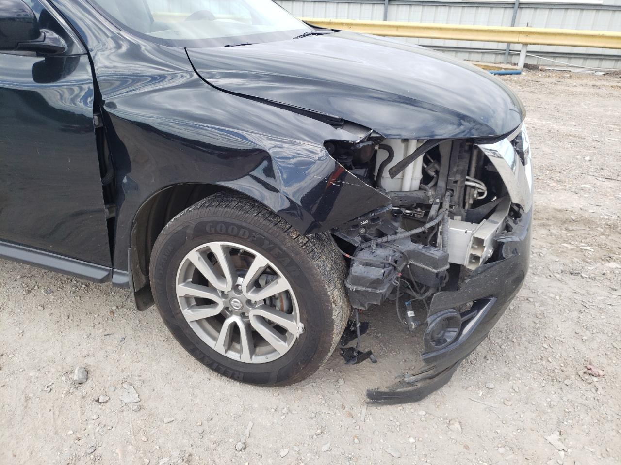 Photo 9 from auction – 2014 NISSAN PATHFINDER with VIN 5N1AR2MN7EC735944