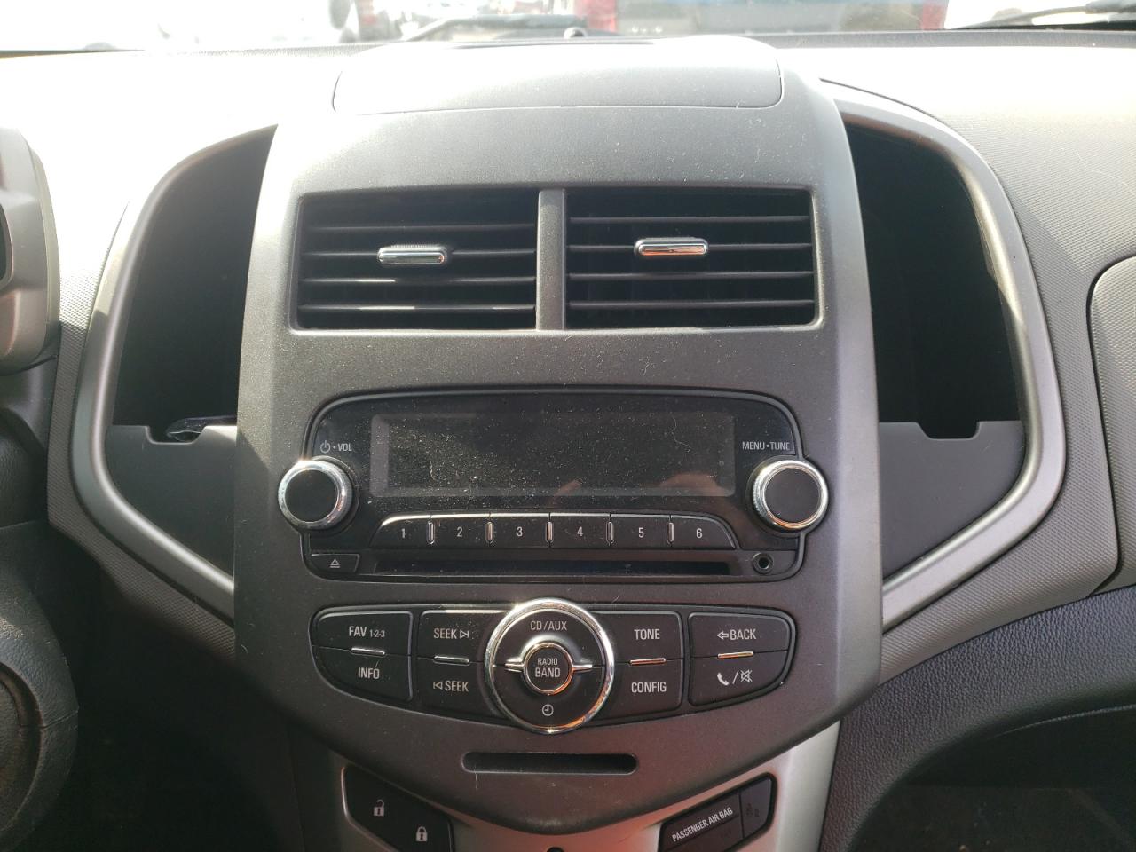 Photo 9 from auction – 2012 CHEVROLET SONIC LT with VIN 1G1JD6SB2C4183367
