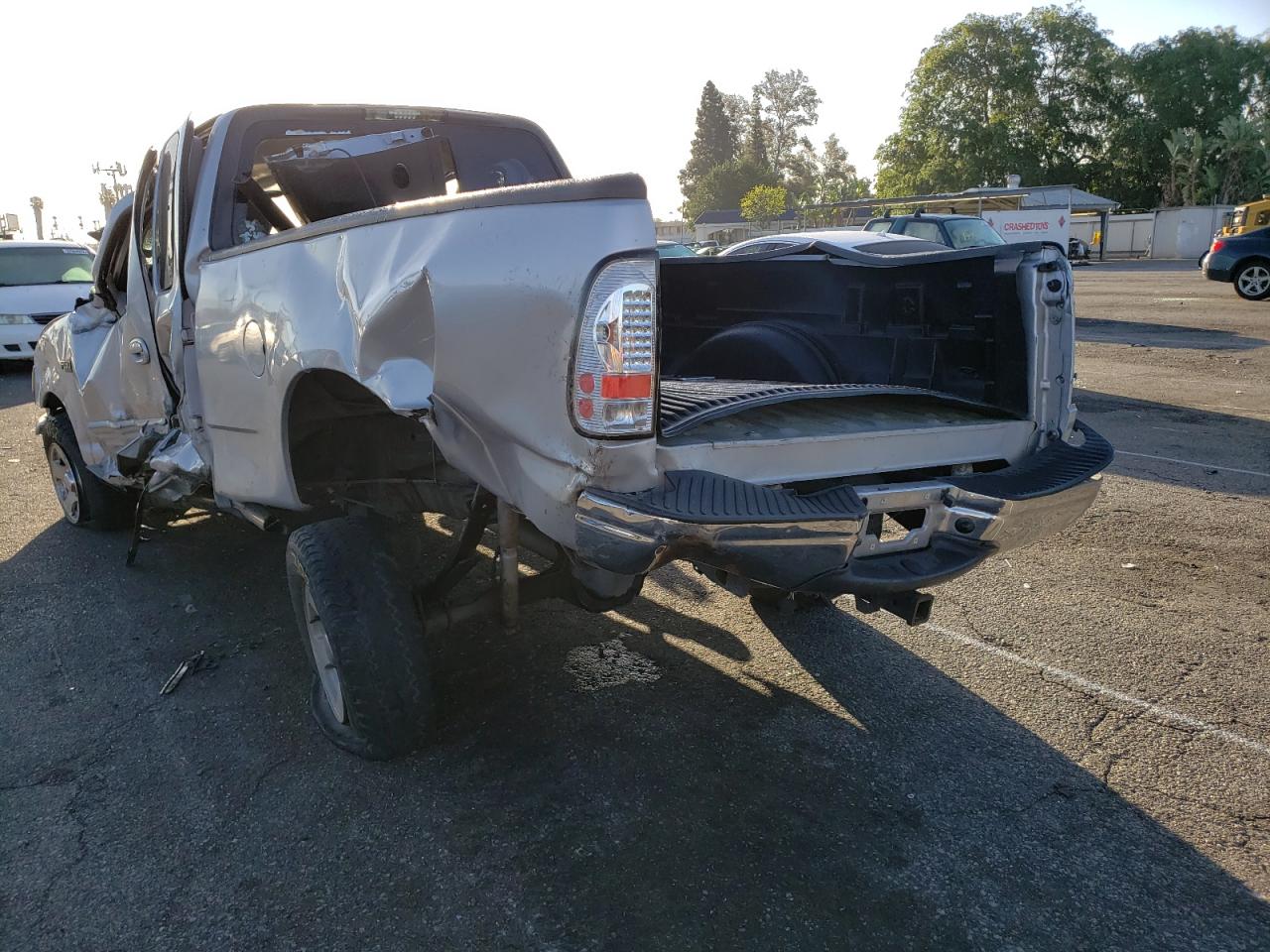 Photo 3 from auction – 2003 FORD F150 with VIN 1FTRX17273NB82156