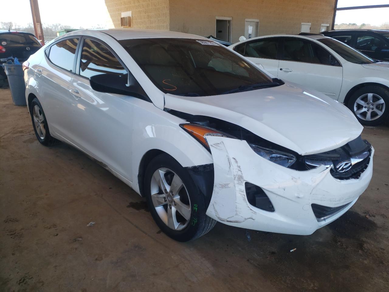 HYUNDAI ELANTRA GL 2012 with VIN 5NPDH4AE9CH082300 - Photo from auction