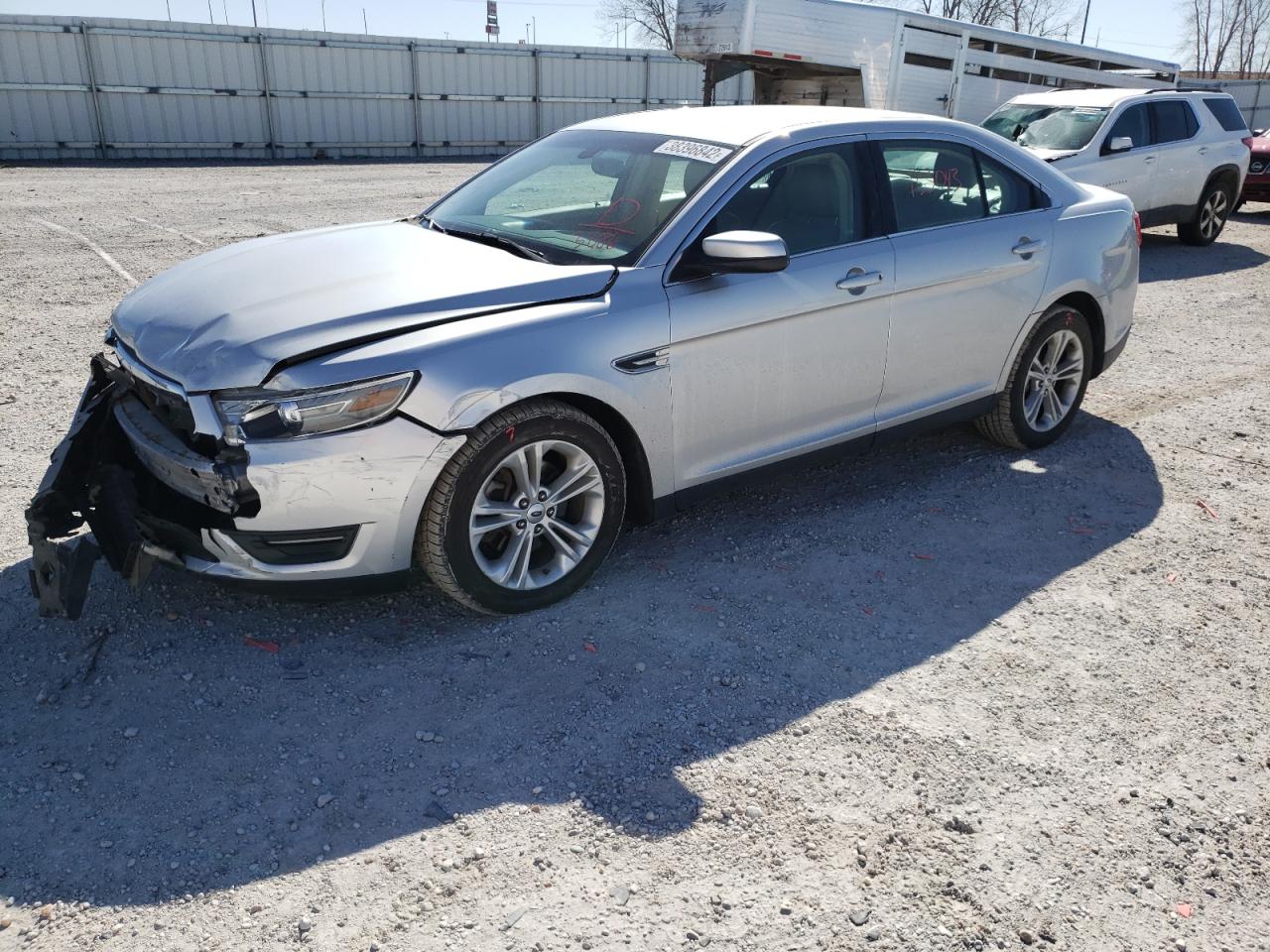 Photo 2 from auction – 2014 FORD TAURUS SEL with VIN 1FAHP2H8XEG103886