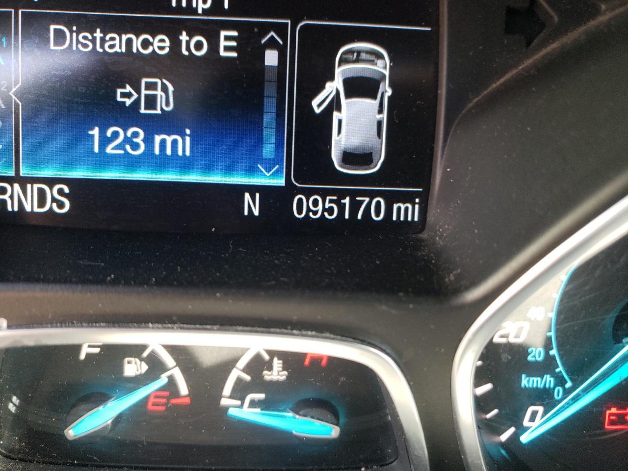 Photo 8 from auction – 2016 FORD ESCAPE SE with VIN 1FMCU0G95GUA29479