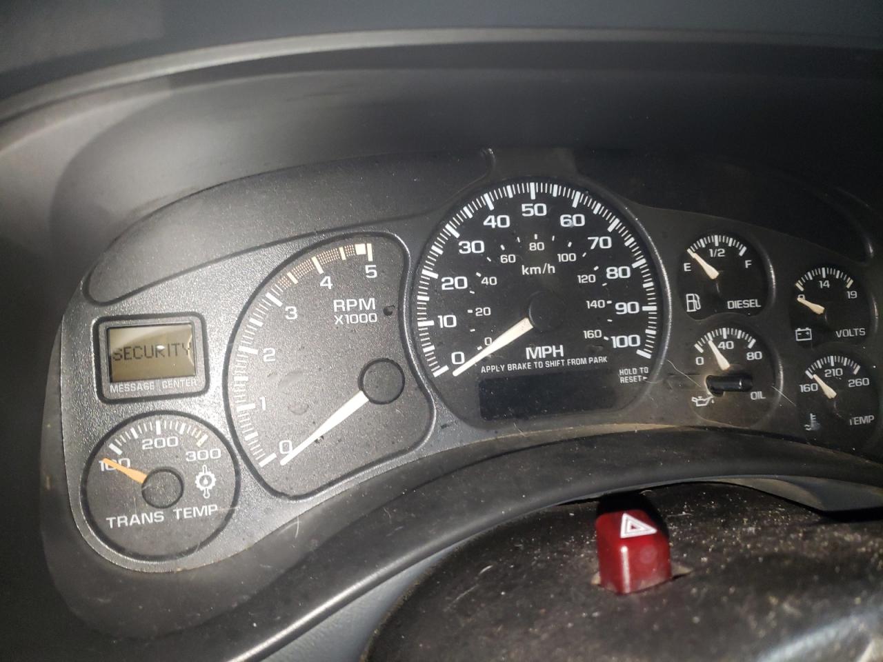 Photo 8 from auction – 2002 CHEVROLET SILVERADO with VIN 1GCHK29182E169970