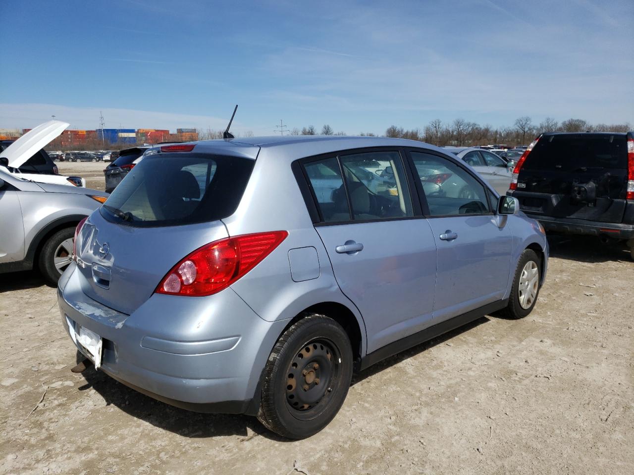 Фото 4 с аукциона – 2011 NISSAN VERSA S с VIN 3N1BC1CP2BL382166