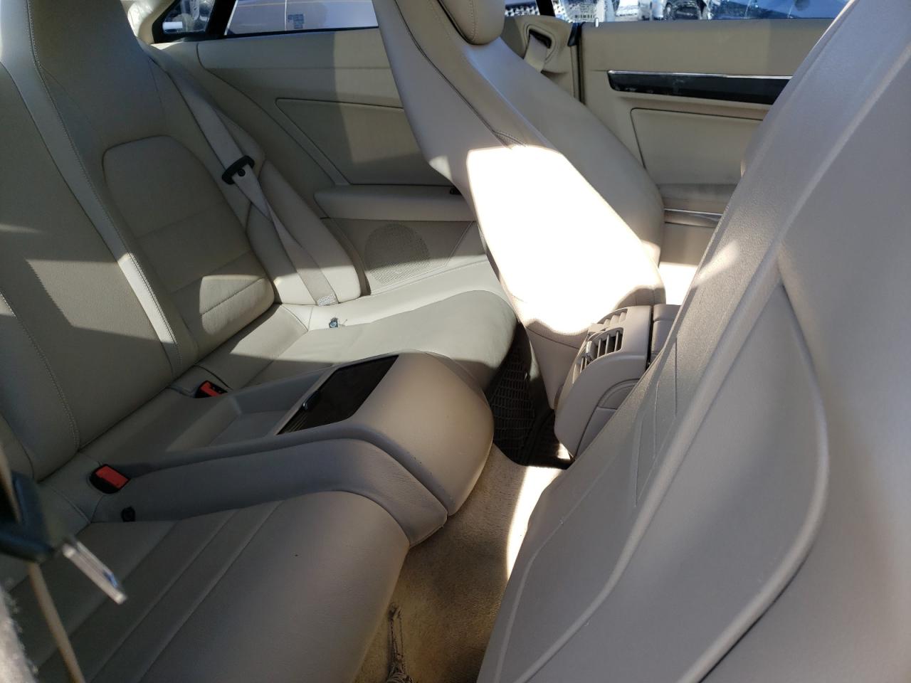 Photo 6 from auction – 2012 MERCEDES-BENZ E 350 with VIN WDDKJ5KB8CF132089