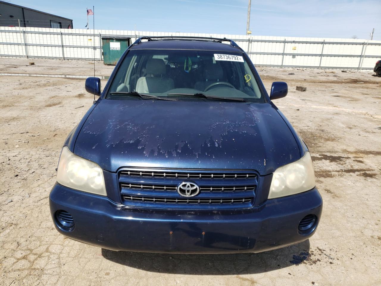 Photo 9 from auction – 2002 TOYOTA HIGHLANDER with VIN JTEHF21A320067811