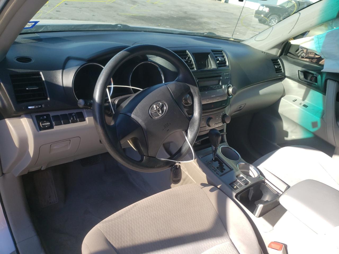 Photo 9 from auction – 2008 TOYOTA HIGHLANDER with VIN JTEES41A282030353
