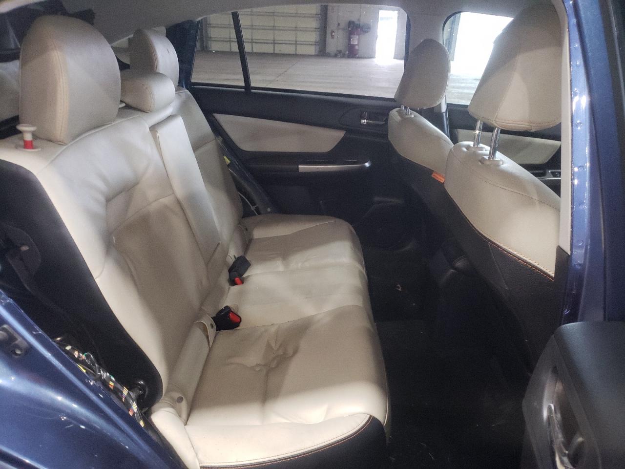 Photo 6 from auction – 2016 SUBARU CROSSTREK with VIN JF2GPAKC2G8250344
