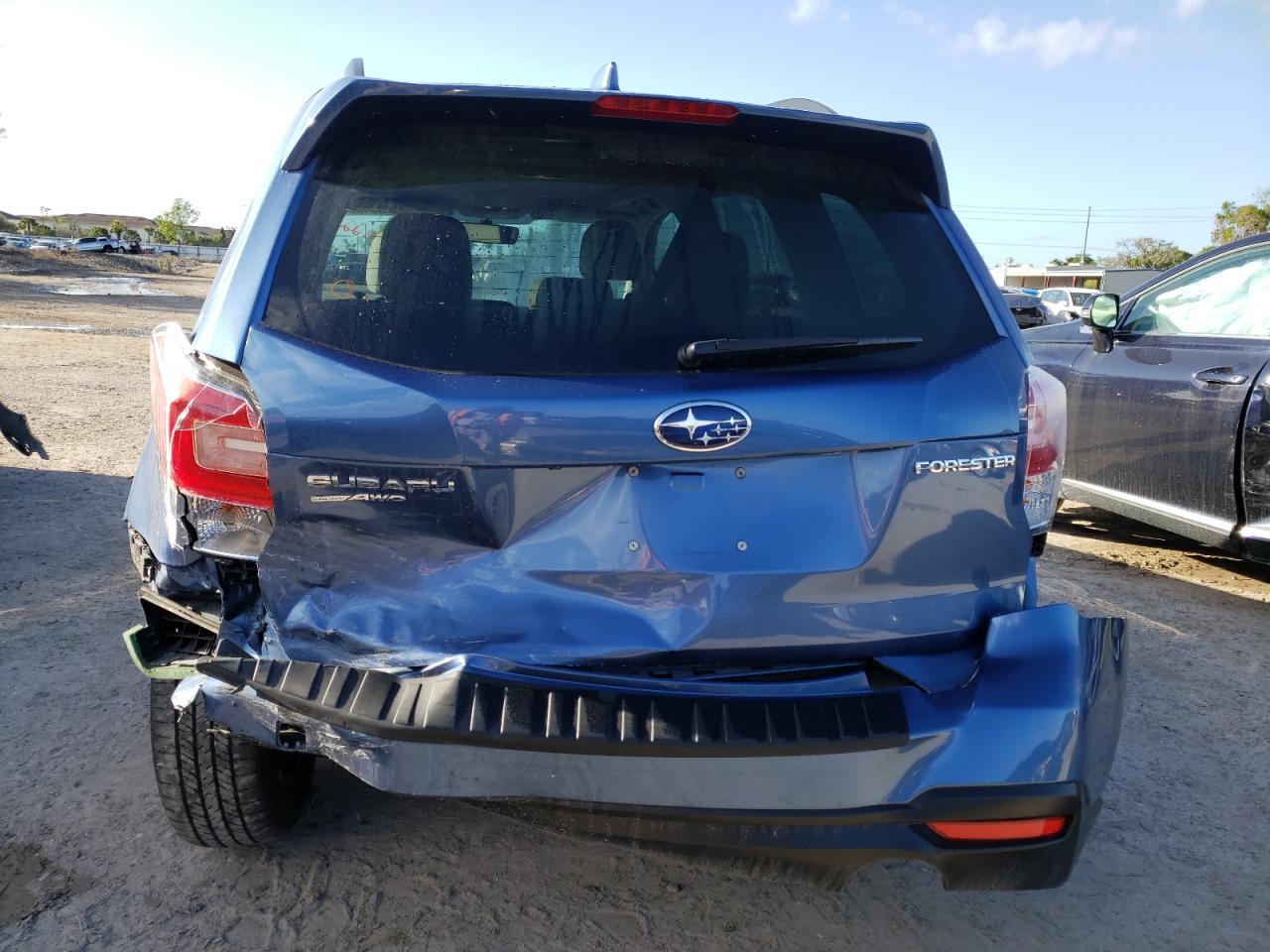 Photo 9 from auction – 2018 SUBARU FORESTER 2 with VIN JF2SJAEC6JH576646