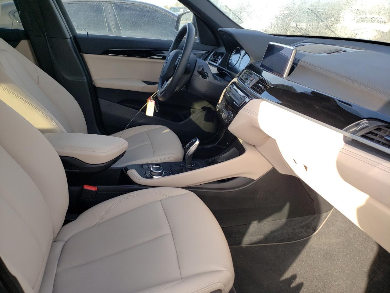 Photo 5 from auction – 2021 BMW X1 SDRIVE2 with VIN WBXJG7C03M5T91290