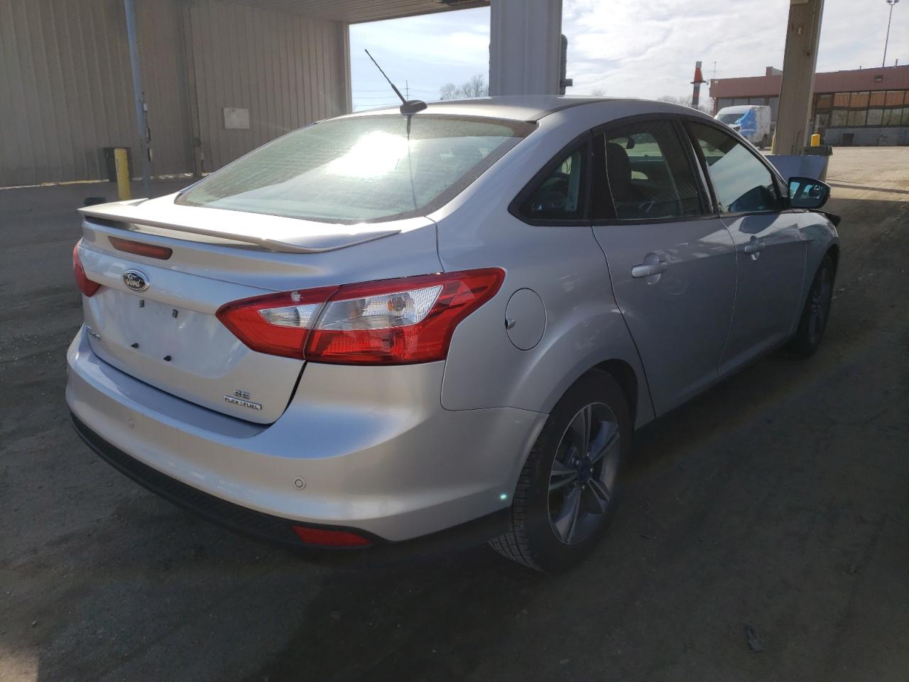 Photo 4 from auction – 2014 FORD FOCUS SE with VIN 1FADP3F25EL419271