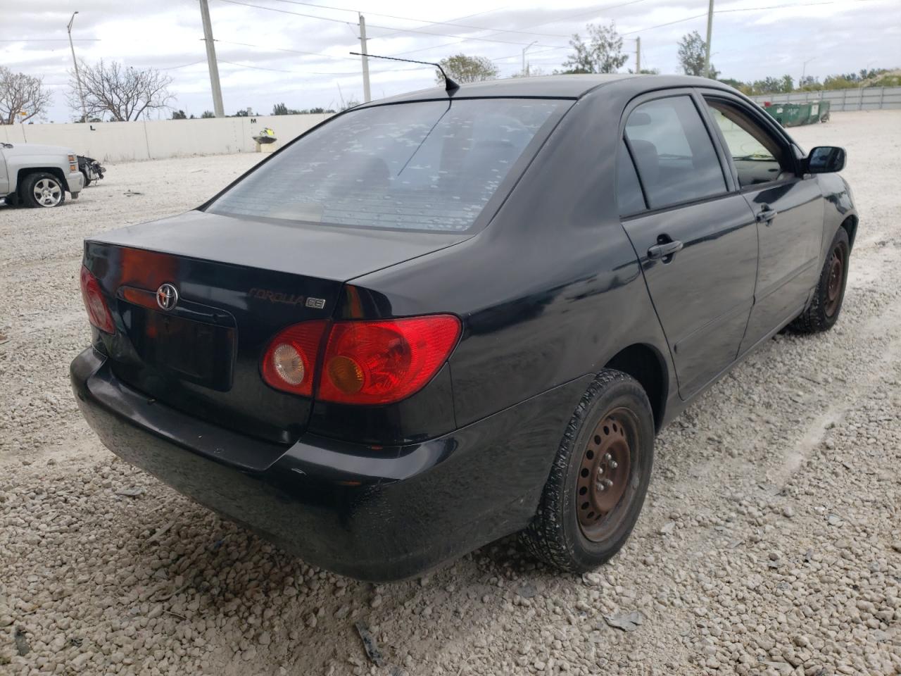 Photo 4 from auction – 2004 TOYOTA COROLLA with VIN 1NXBR32EX4Z276446