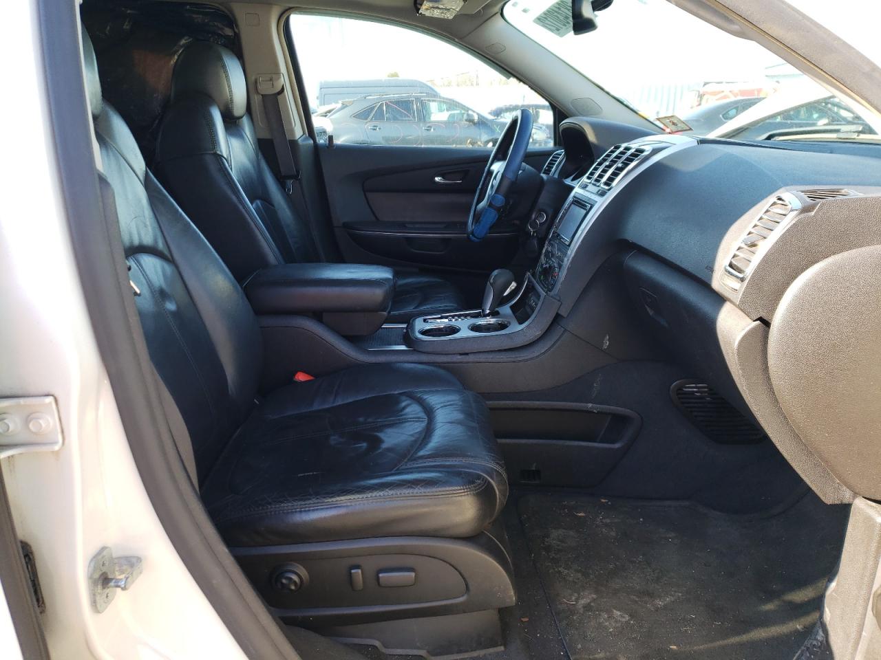Photo 5 from auction – 2008 GMC ACADIA SLT with VIN 1GKEV33728J159873