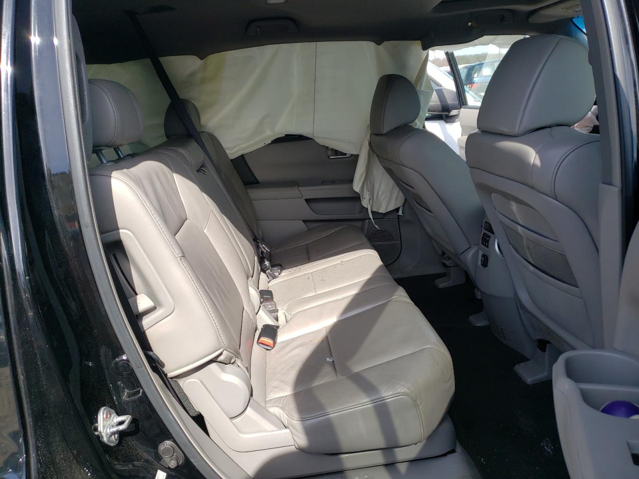 Photo 6 from auction – 2009 HONDA PILOT TOUR with VIN 5FNYF488X9B039650