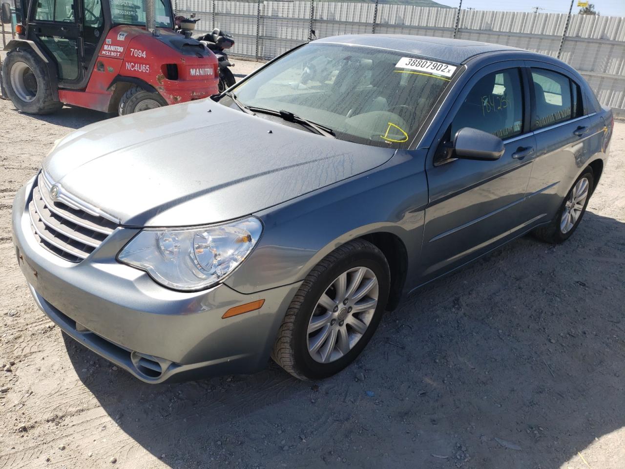 Photo 2 from auction – 2010 CHRYSLER SEBRING LI with VIN 1C3CC5FD5AN190785