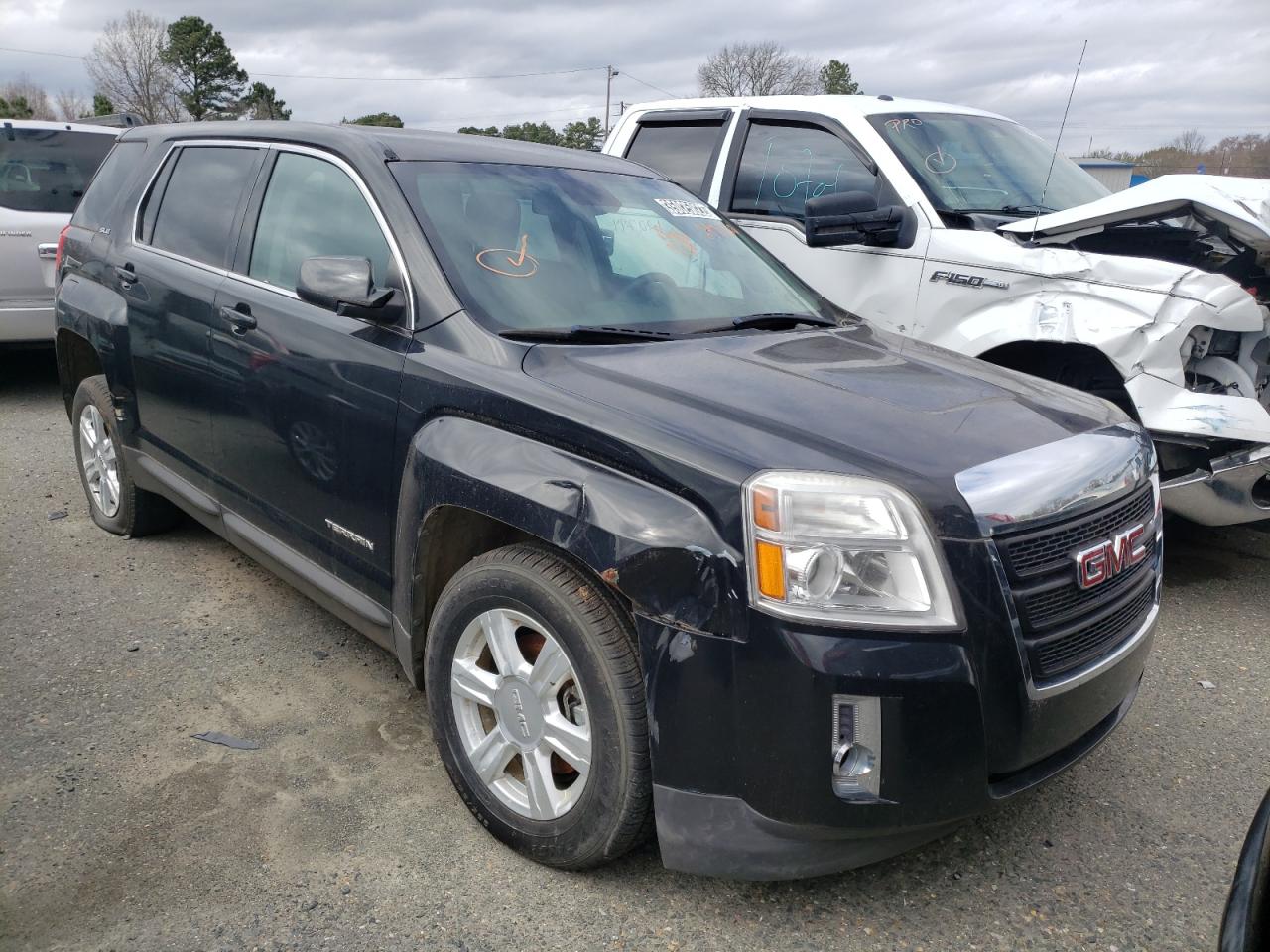 GMC TERRAIN SL 2015 with VIN 2GKALMEK9F6247020 - Photo from auction