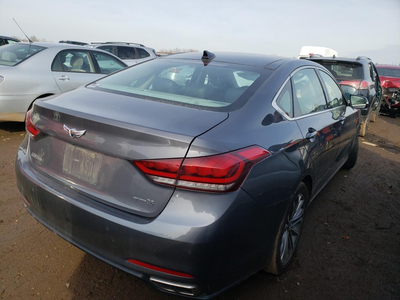 Photo 4 from auction – 2015 HYUNDAI GENESIS 3. with VIN KMHGN4JE5FU048429