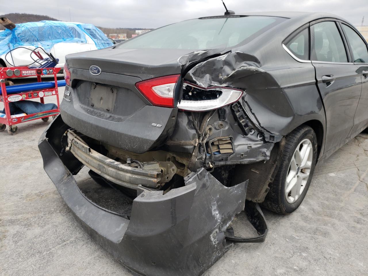 Photo 9 from auction – 2016 FORD FUSION SE with VIN 3FA6P0H78GR366067