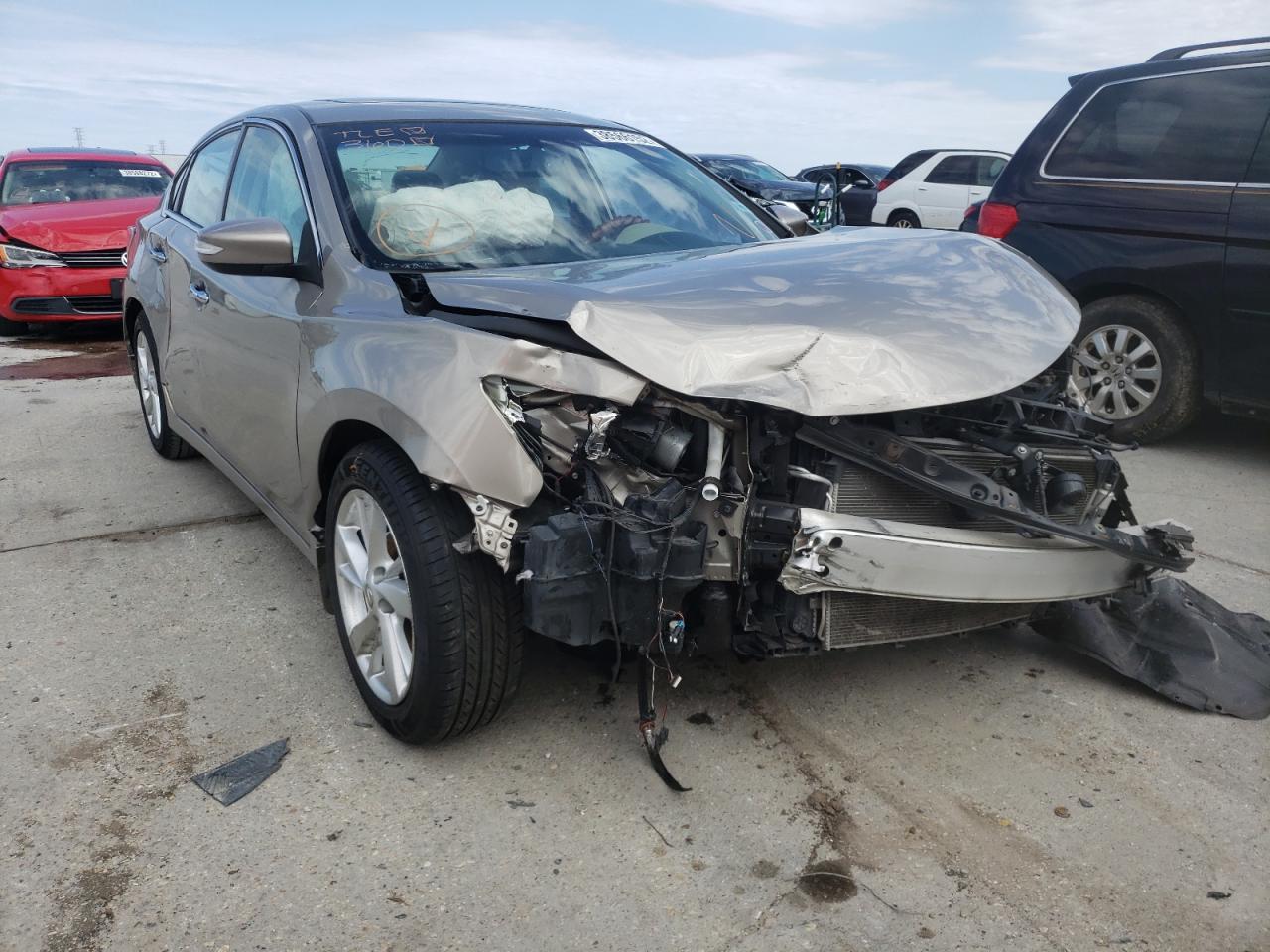 Photo 1 from auction – 2014 NISSAN ALTIMA 2.5 with VIN 1N4AL3AP2EN240062