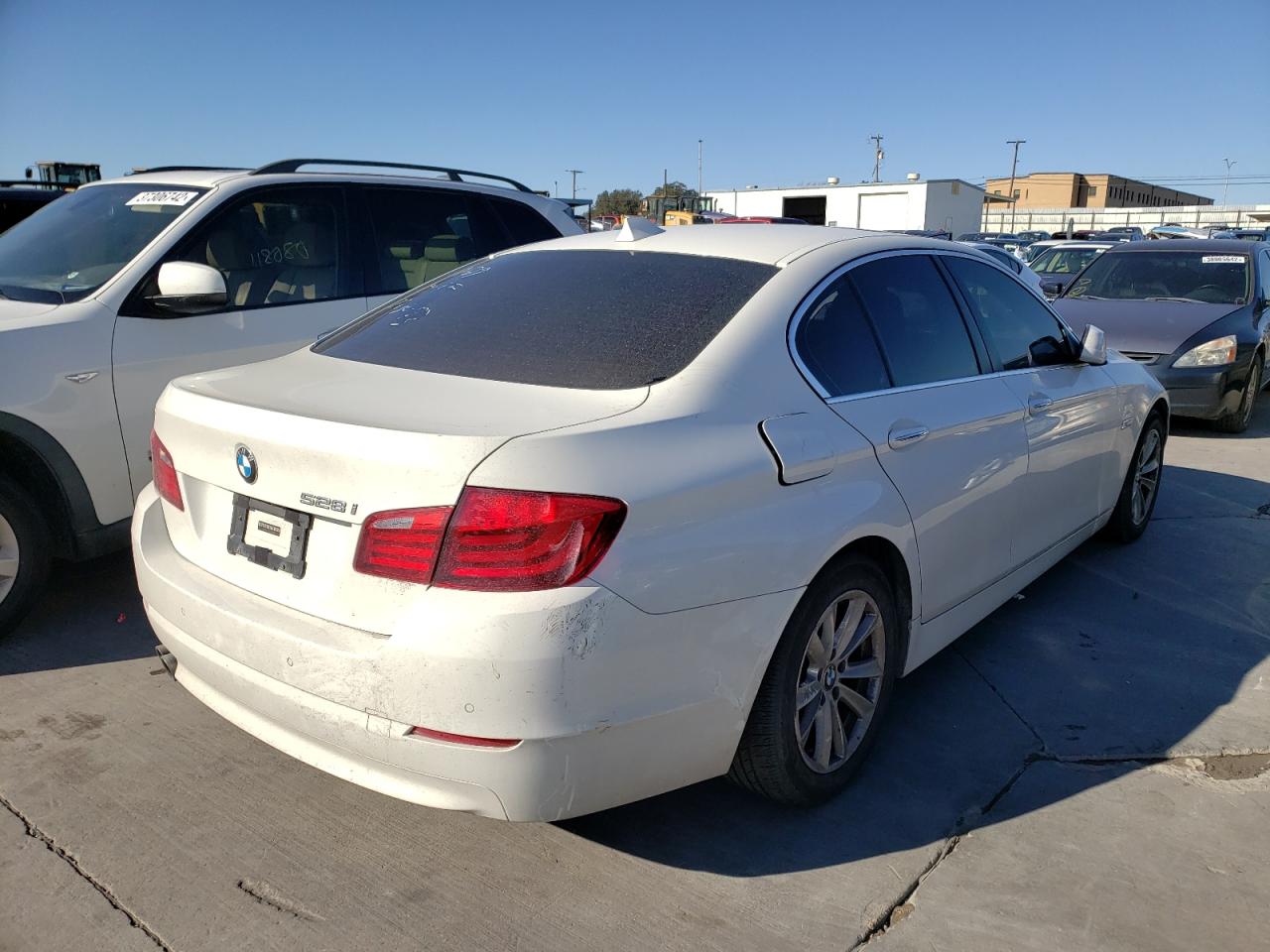 Photo 4 from auction – 2011 BMW 528 I with VIN WBAFR1C54BC743093