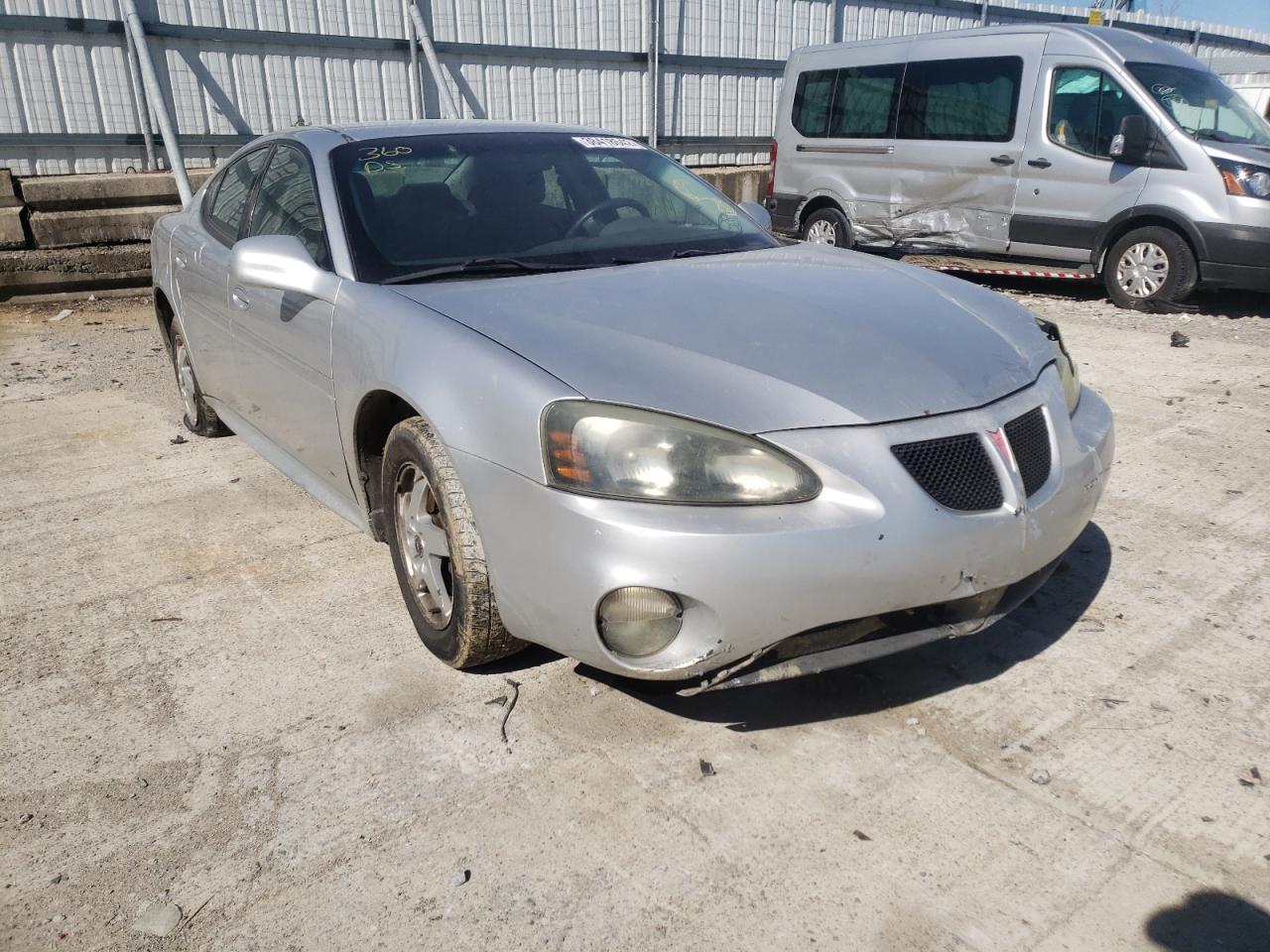 PONTIAC GRAND PRIX 2004 with VIN 2G2WP522741202558 - Photo from auction