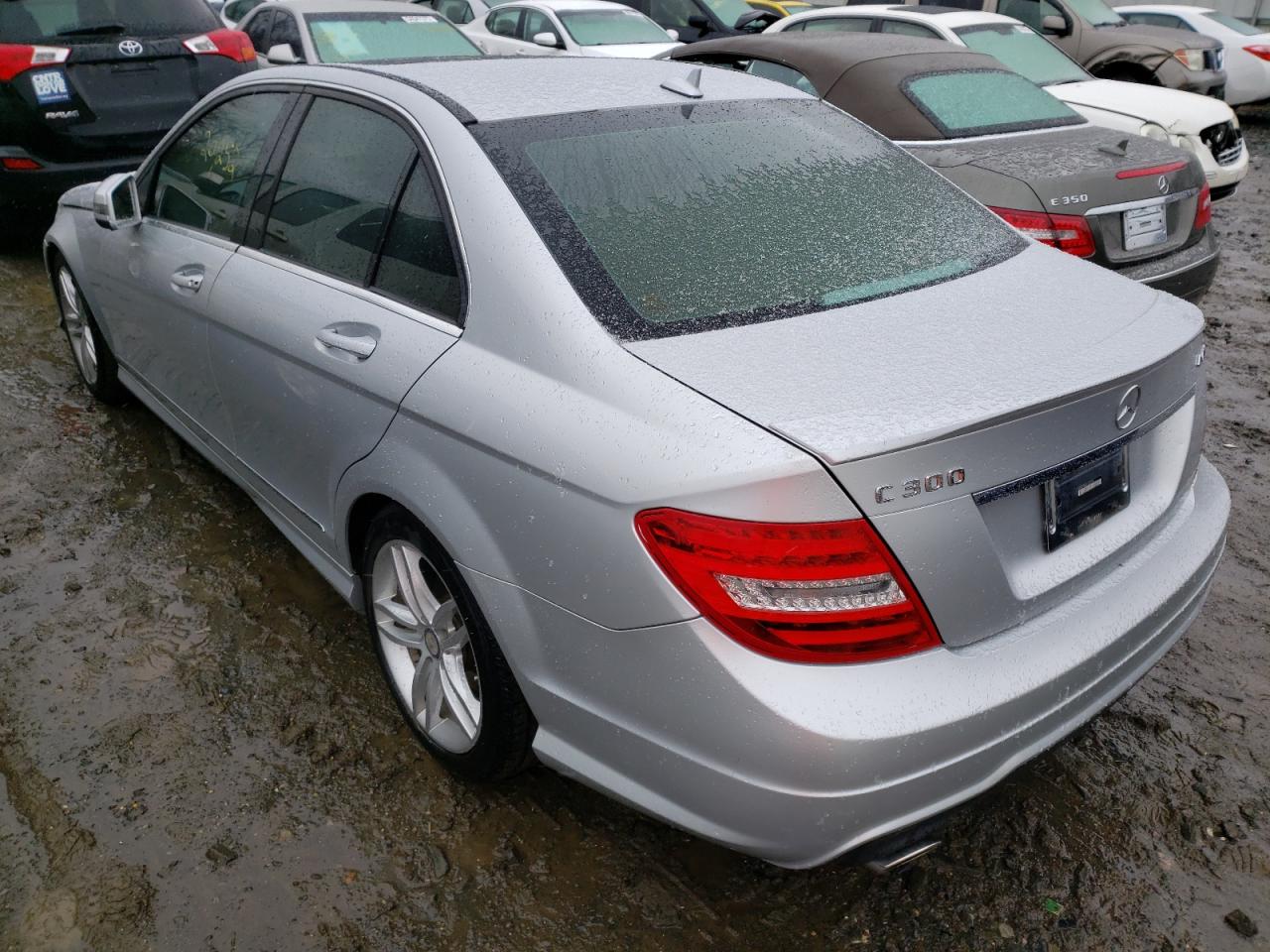 Photo 3 from auction – 2012 MERCEDES-BENZ C 300 4MAT with VIN WDDGF8BB6CA693364