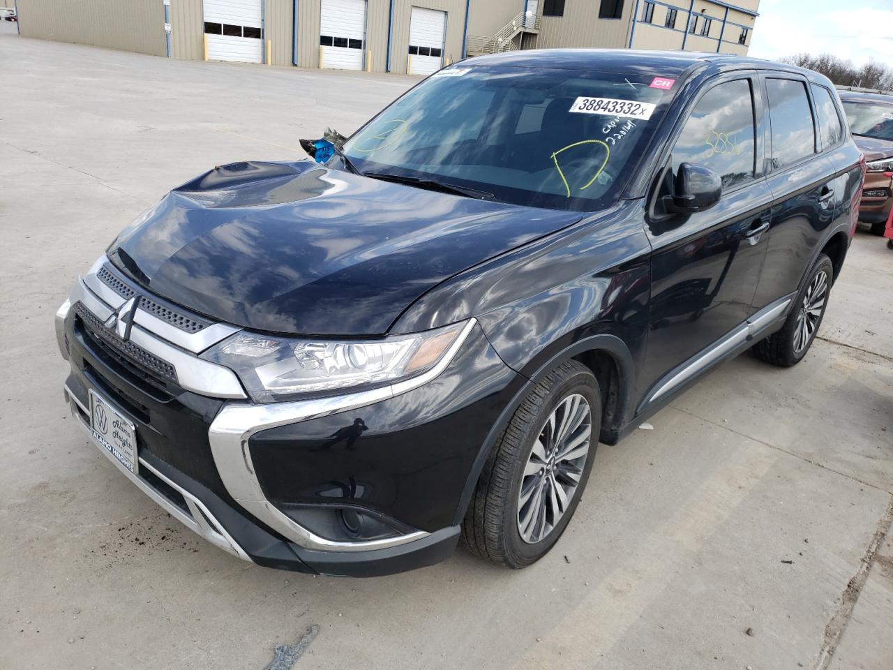 Photo 2 from auction – 2019 MITSUBISHI OUTLANDER with VIN JA4AZ3A35KZ011735