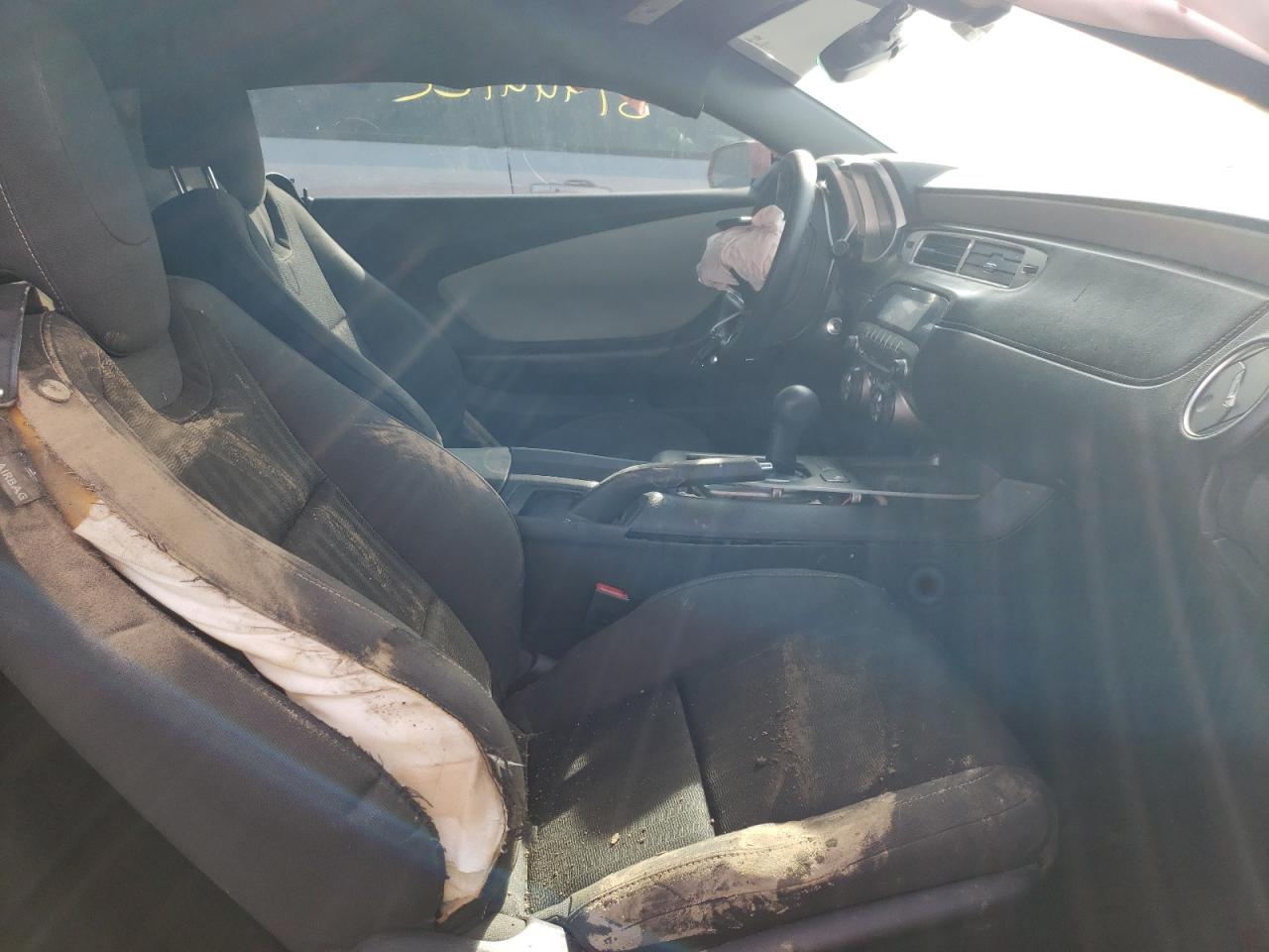 Photo 5 from auction – 2015 CHEVROLET CAMARO LS with VIN 2G1FB1E35F9213482