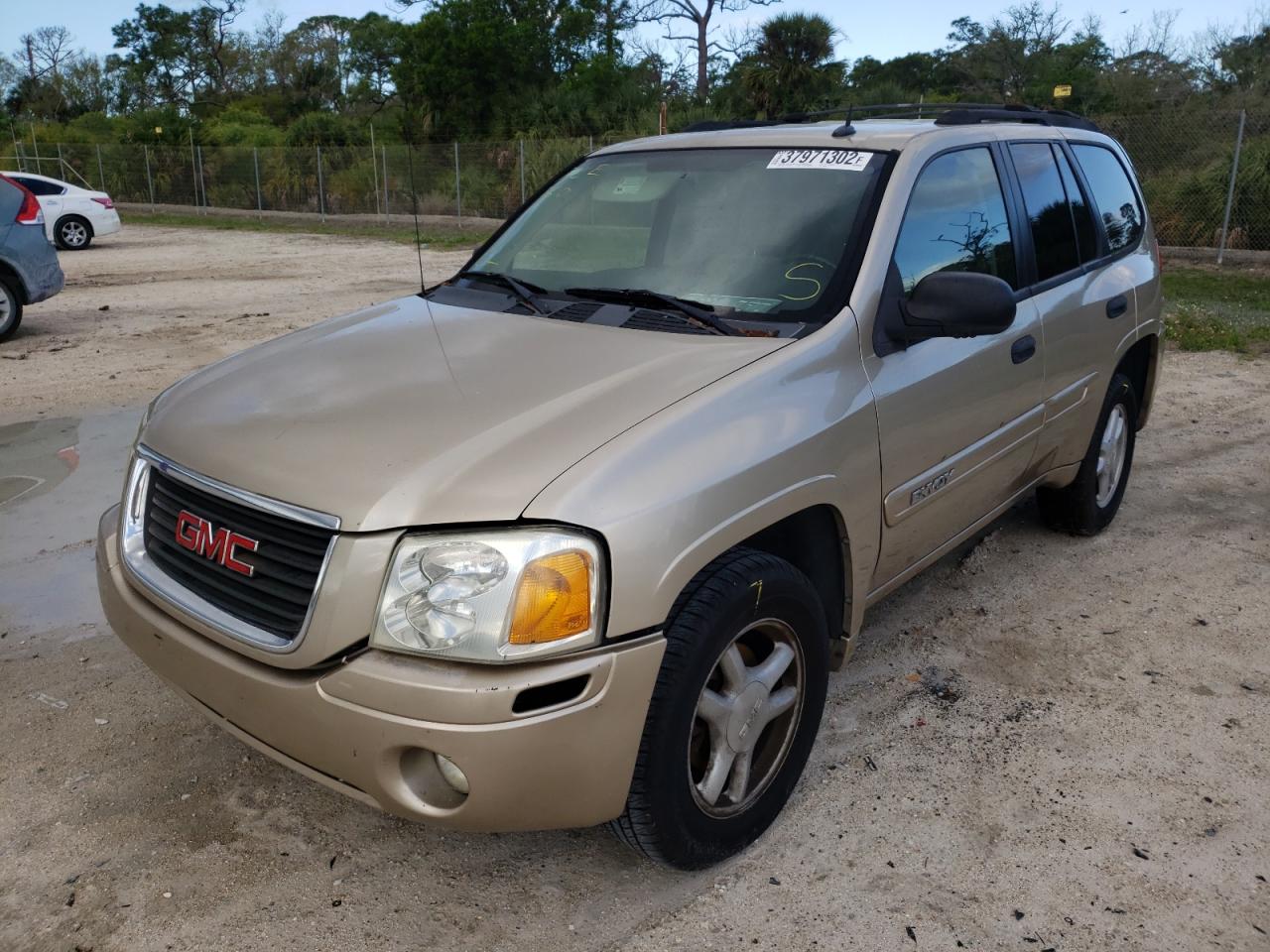 Photo 2 from auction – 2005 GMC ENVOY with VIN 1GKDS13S752176686