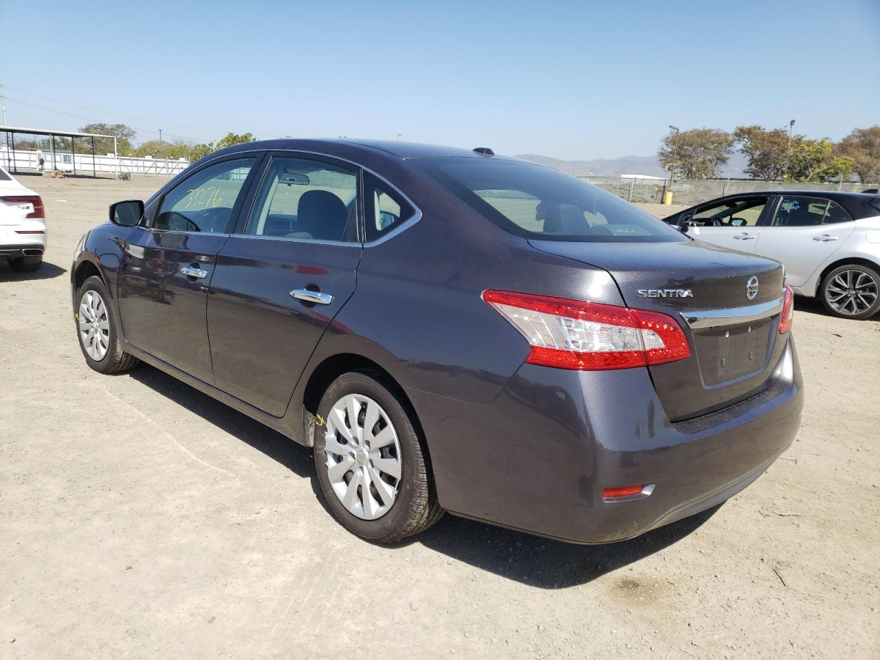 Photo 3 from auction – 2015 NISSAN SENTRA S with VIN 3N1AB7AP7FL696339