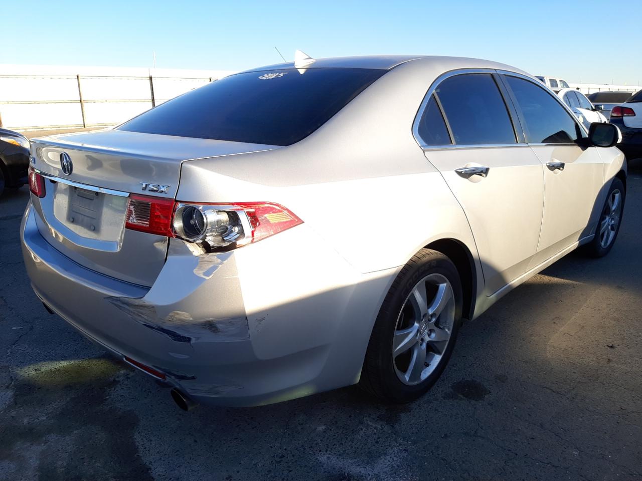 Photo 4 from auction – 2012 ACURA TSX TECH with VIN JH4CU2F64CC008502
