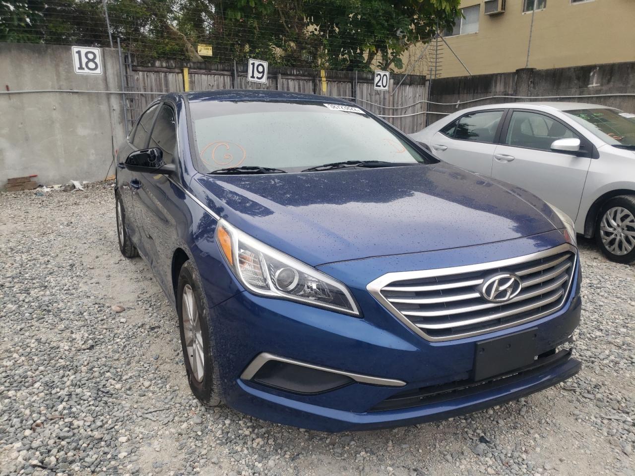 HYUNDAI SONATA SE 2016 with VIN 5NPE24AFXGH359668 - Photo from auction