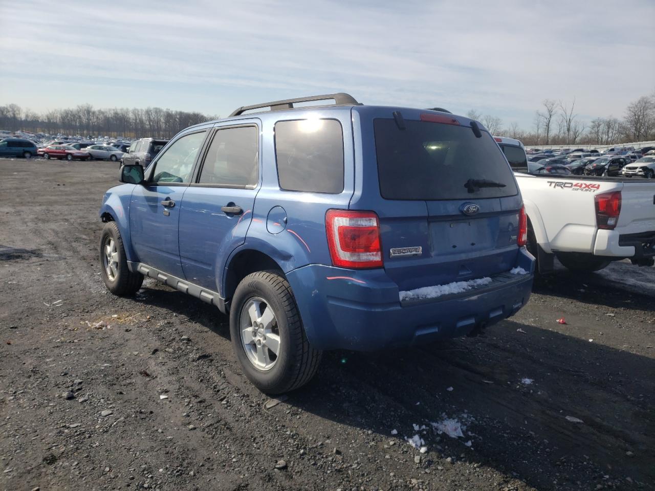 Photo 3 from auction – 2010 FORD ESCAPE XLT with VIN 1FMCU0DG4AKC41554