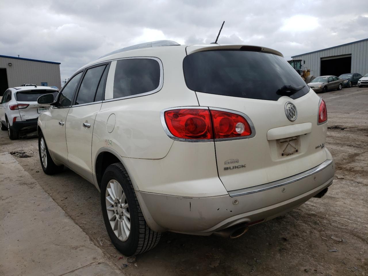 Photo 3 from auction – 2011 BUICK ENCLAVE CX with VIN 5GAKRBEDXBJ411717