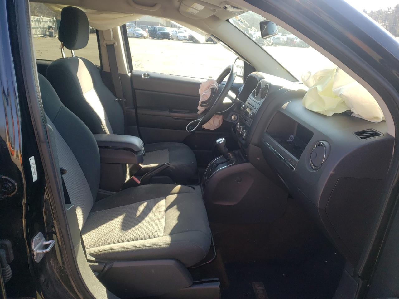 Photo 5 from auction – 2013 JEEP COMPASS SP with VIN 1C4NJDBB2DD231828