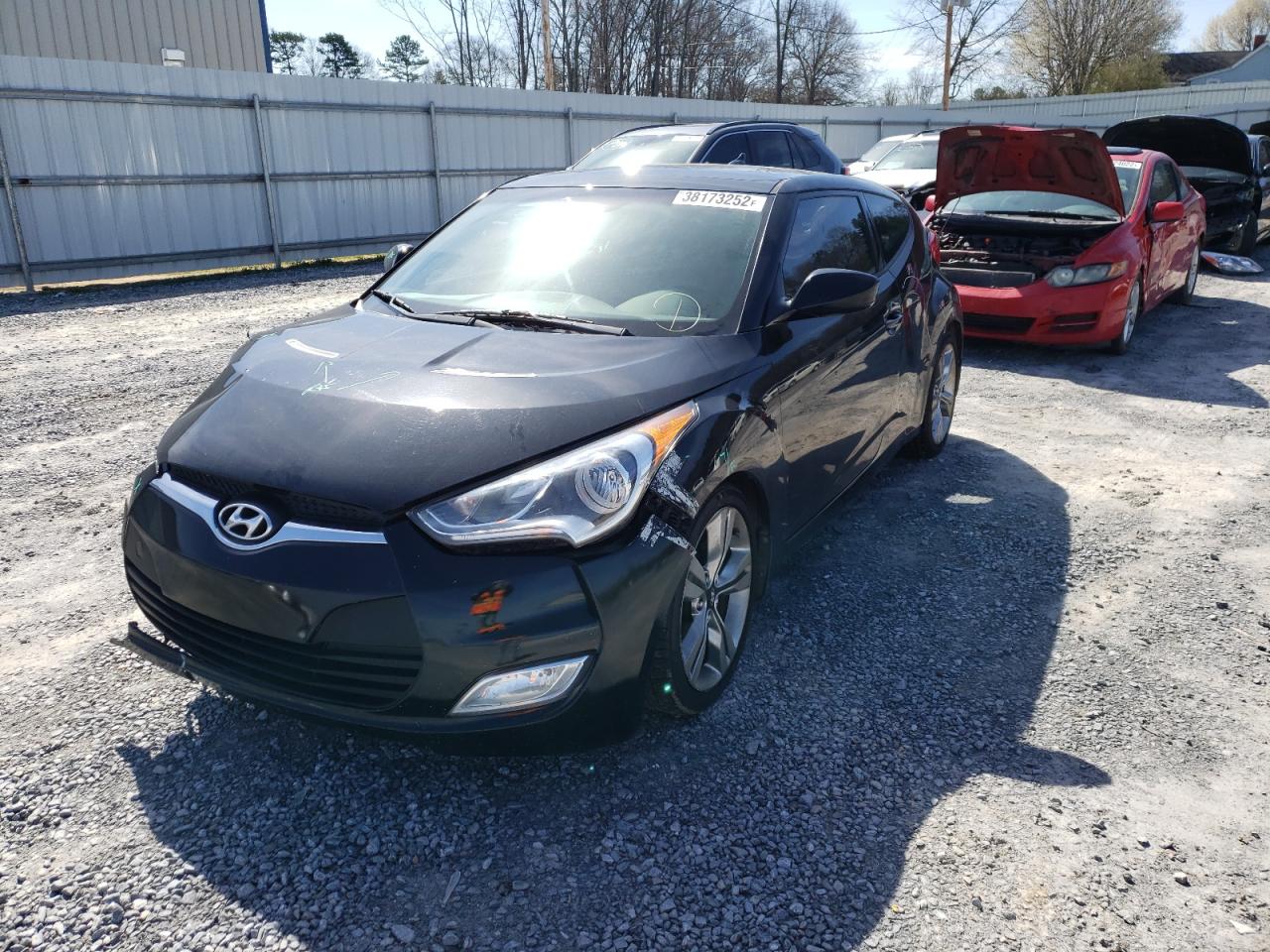 Photo 2 from auction – 2012 HYUNDAI VELOSTER with VIN KMHTC6AD6CU078185