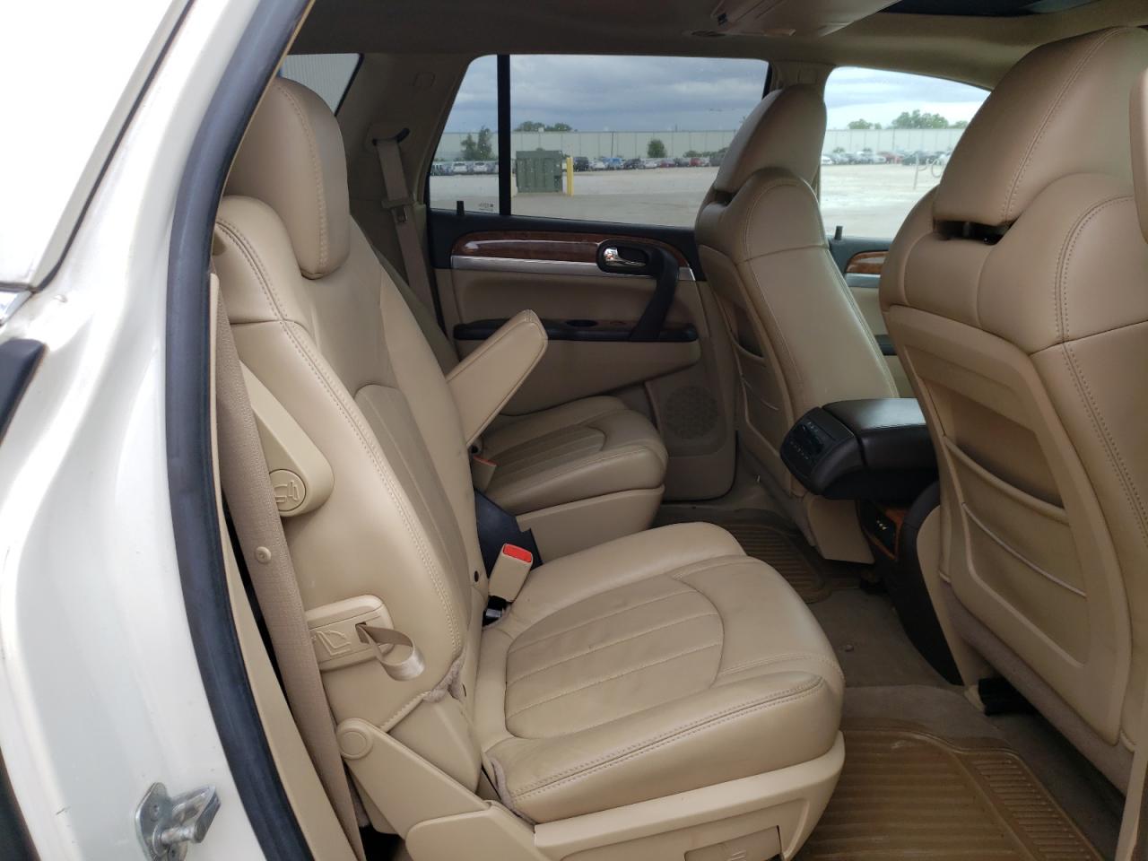 Photo 6 from auction – 2008 BUICK ENCLAVE CX with VIN 5GAER23758J303430