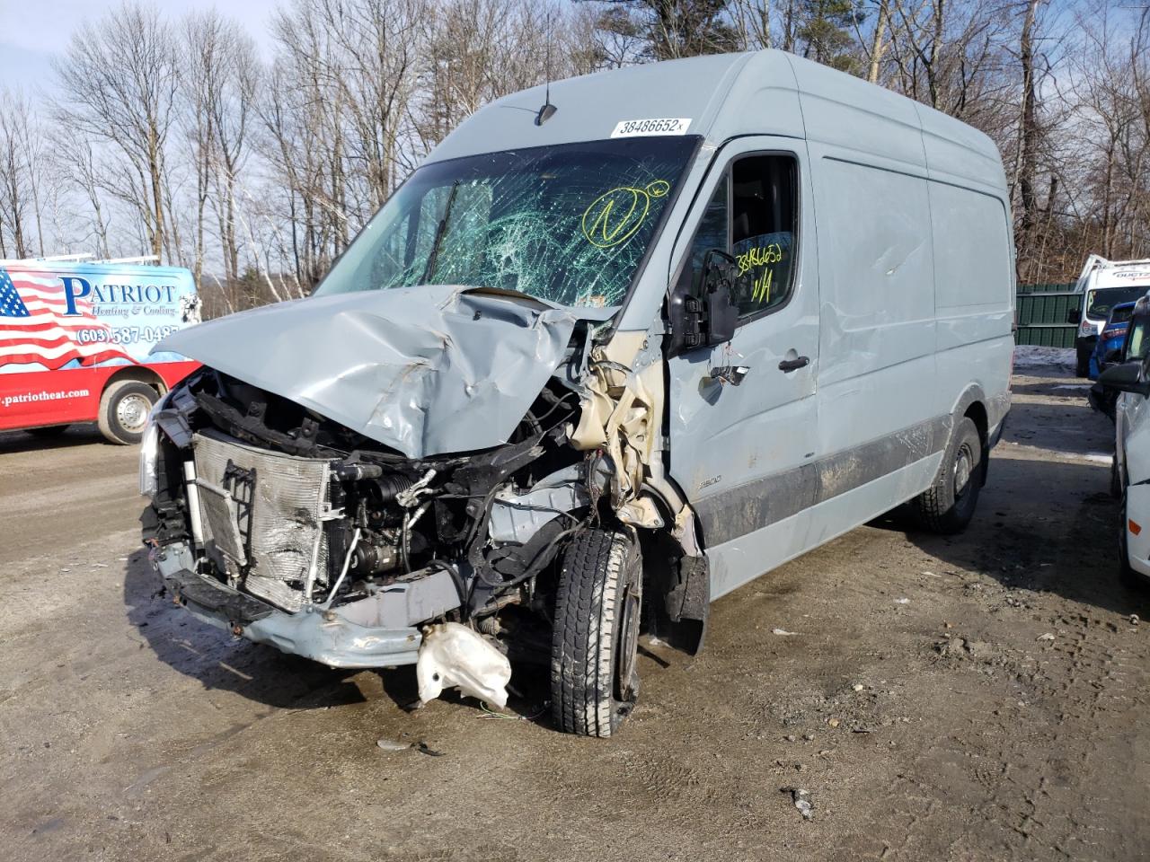 Photo 2 from auction – 2016 MERCEDES-BENZ SPRINTER 2 with VIN WD3PE7DD2GP260238
