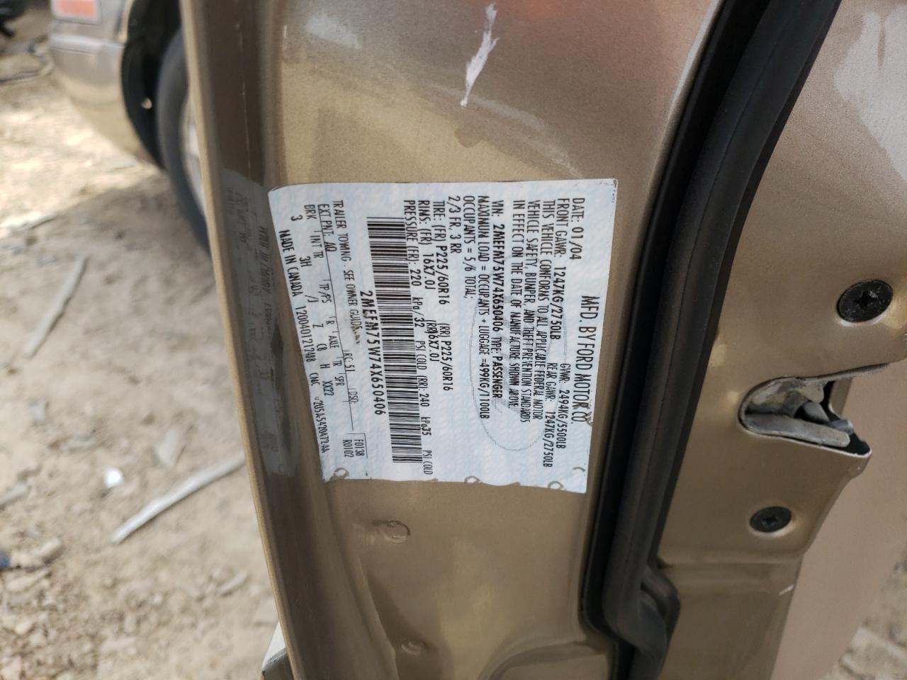 Photo 10 from auction – 2004 MERCURY GRAND MARQ with VIN 2MEFM75W74X650406