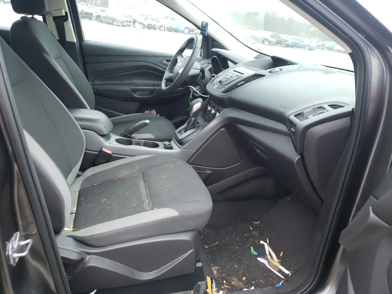 Photo 5 from auction – 2015 FORD ESCAPE S with VIN 1FMCU0F74FUC21040