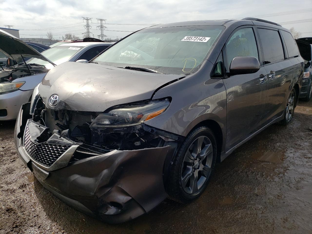Photo 2 from auction – 2015 TOYOTA SIENNA SPO with VIN 5TDXK3DCXFS616650