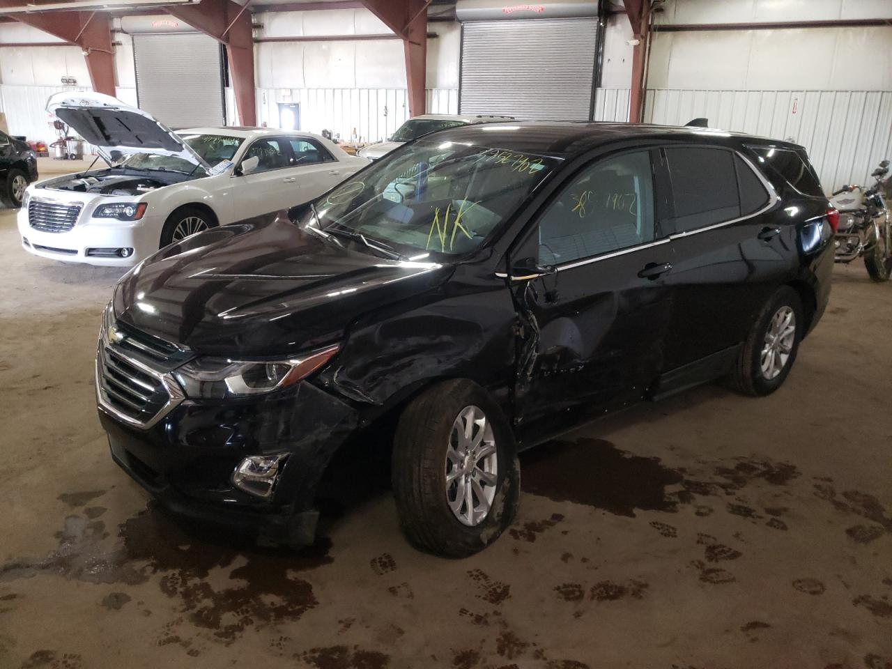 Photo 2 from auction – 2020 CHEVROLET EQUINOX LT with VIN 2GNAXJEV2L6115728