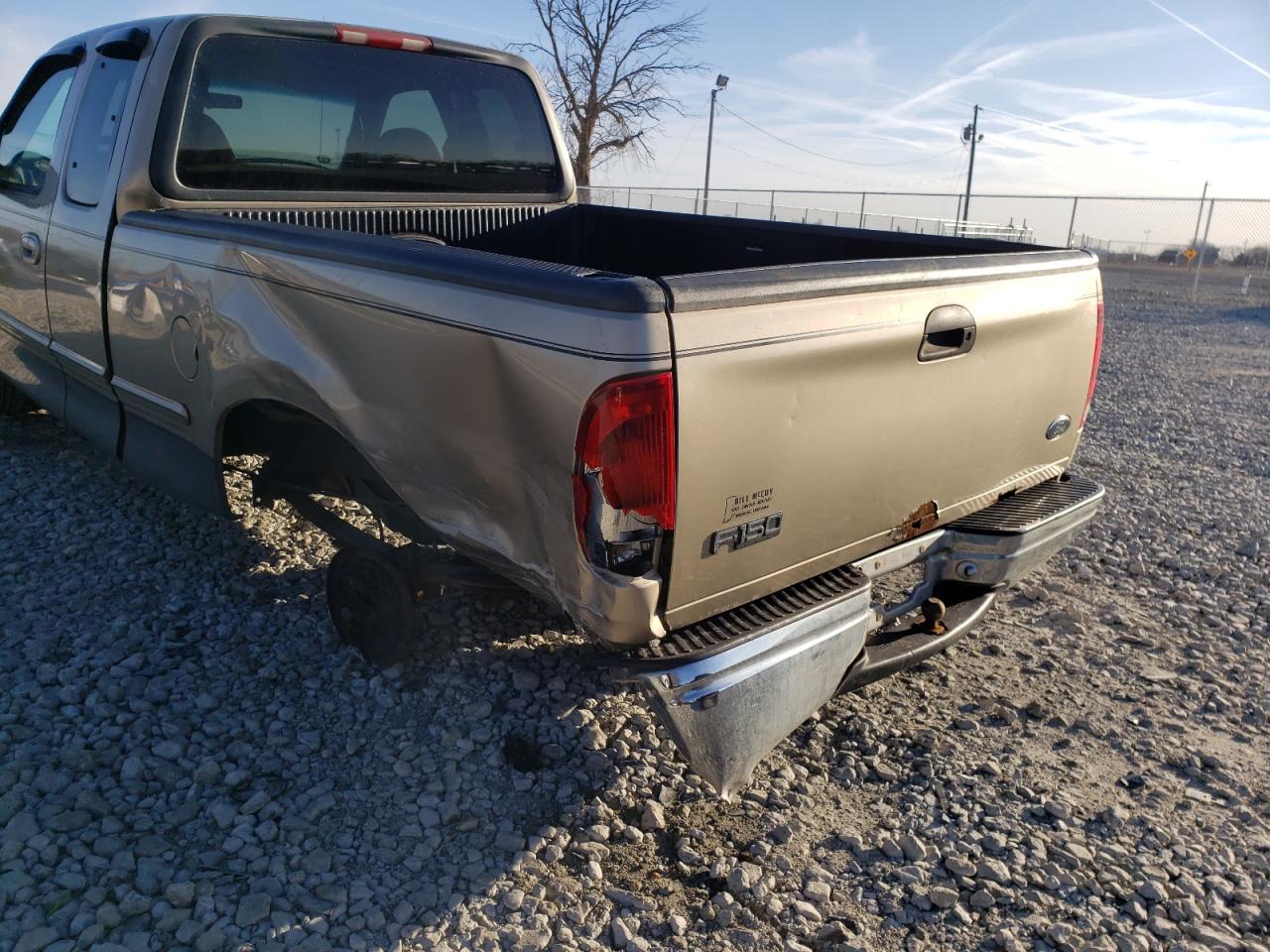 Photo 9 from auction – 1999 FORD F150 with VIN 1FTRX17W6XNA06952