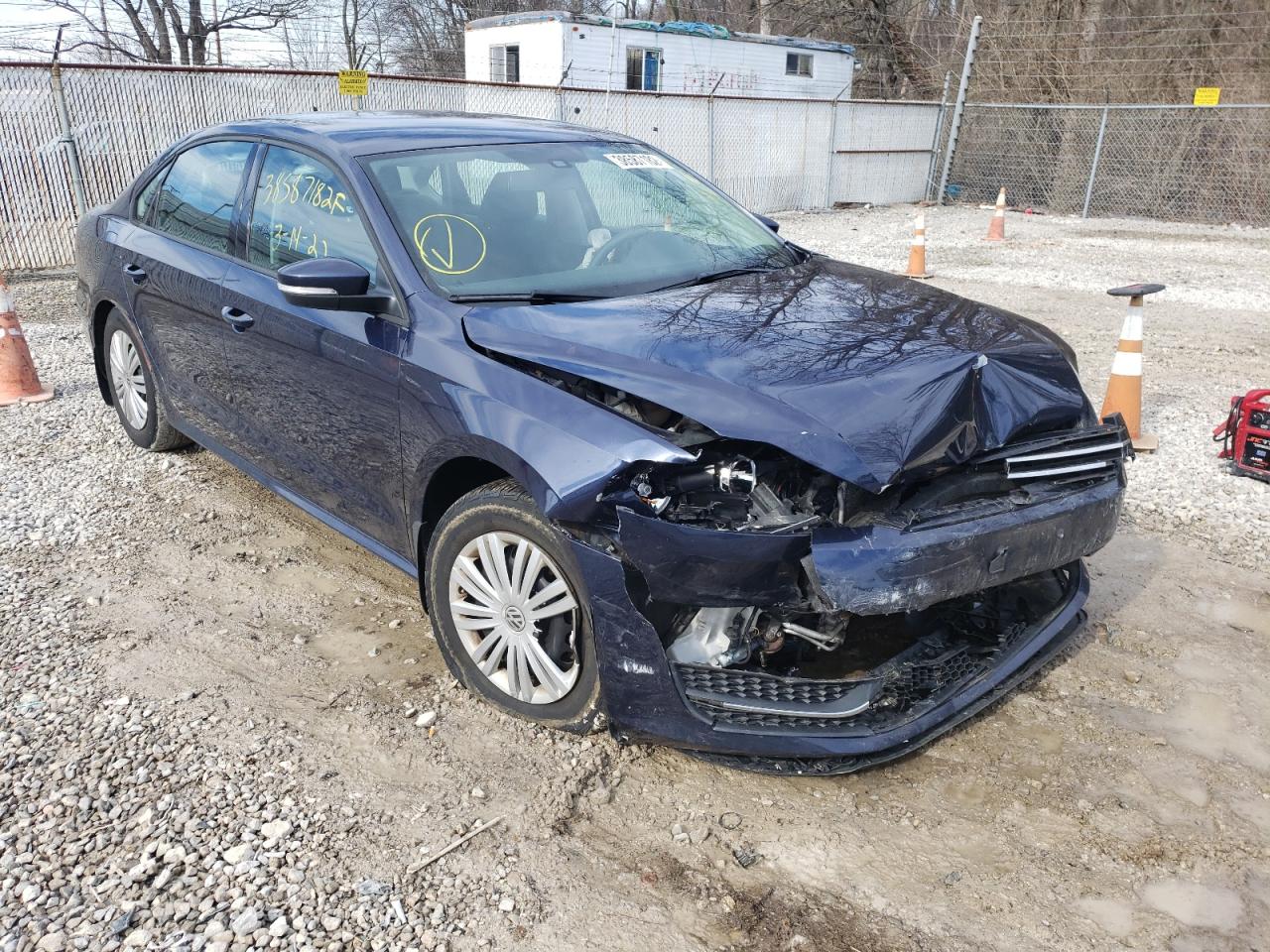 VOLKSWAGEN PASSAT S 2014 with VIN 1VWAT7A31EC072485 - Photo from auction