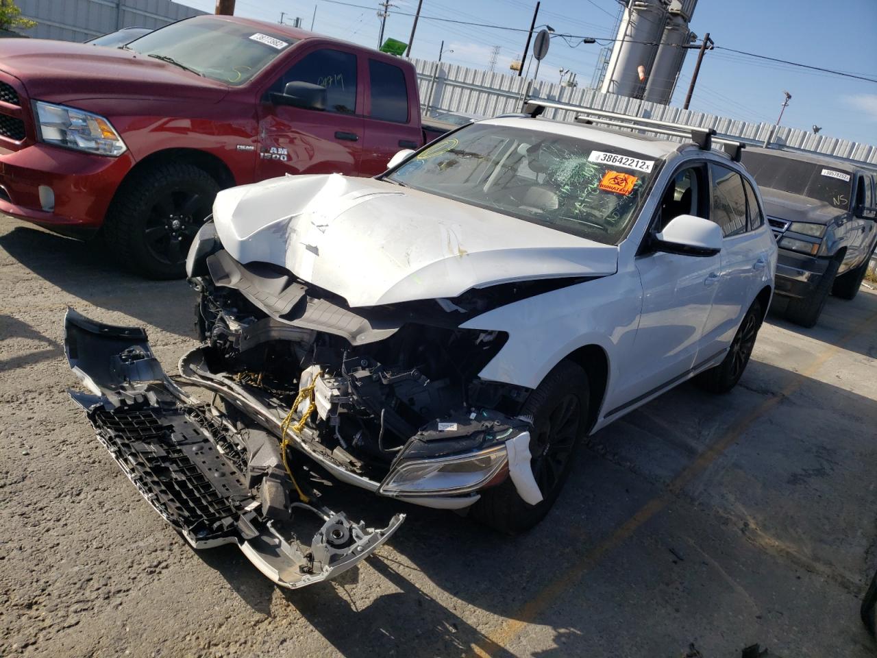 Photo 2 from auction – 2016 AUDI Q5 PREMIUM with VIN WA1L2AFP9GA118466