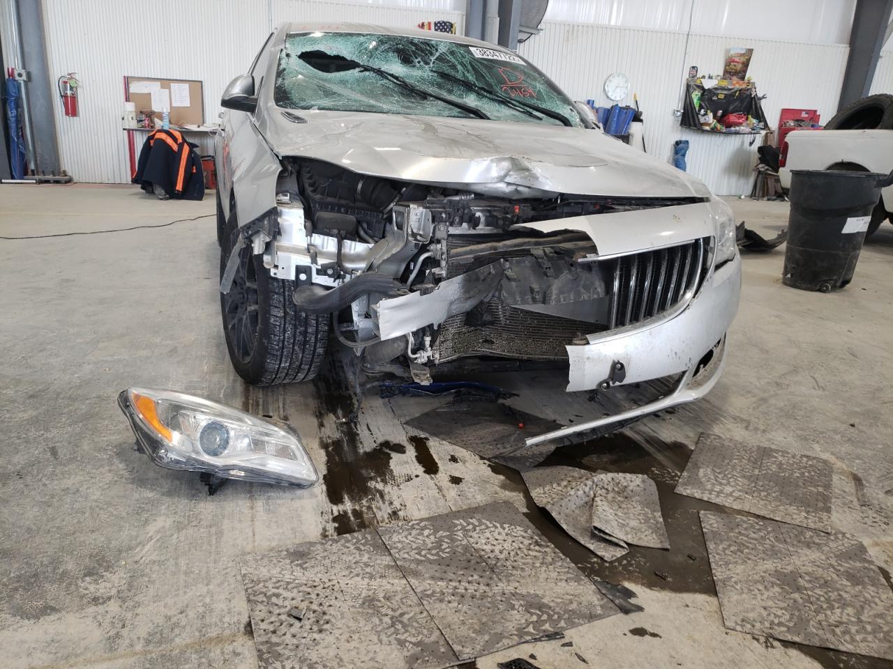 Photo 9 from auction – 2016 BUICK REGAL PREM with VIN 2G4GR5EX9G9162454