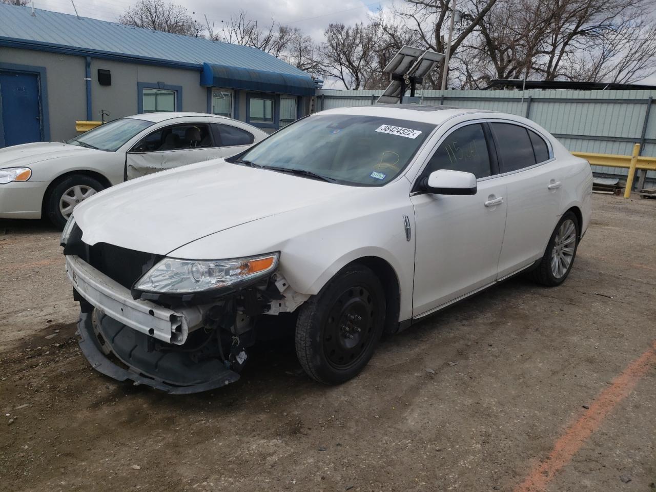 Photo 2 from auction – 2010 LINCOLN MKS with VIN 1LNHL9DRXAG615408
