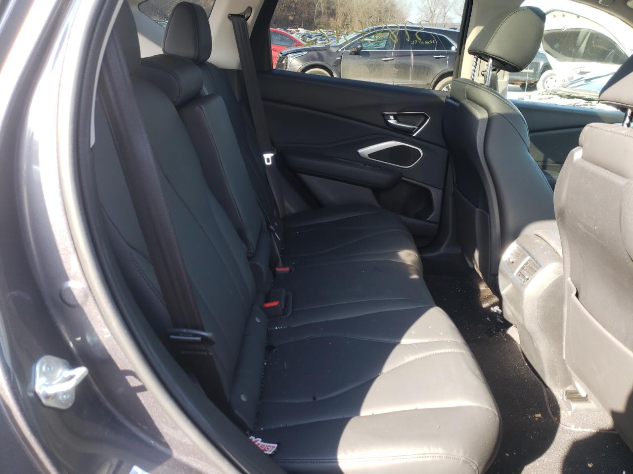 Photo 6 from auction – 2021 ACURA RDX with VIN 5J8TC2H33ML033708