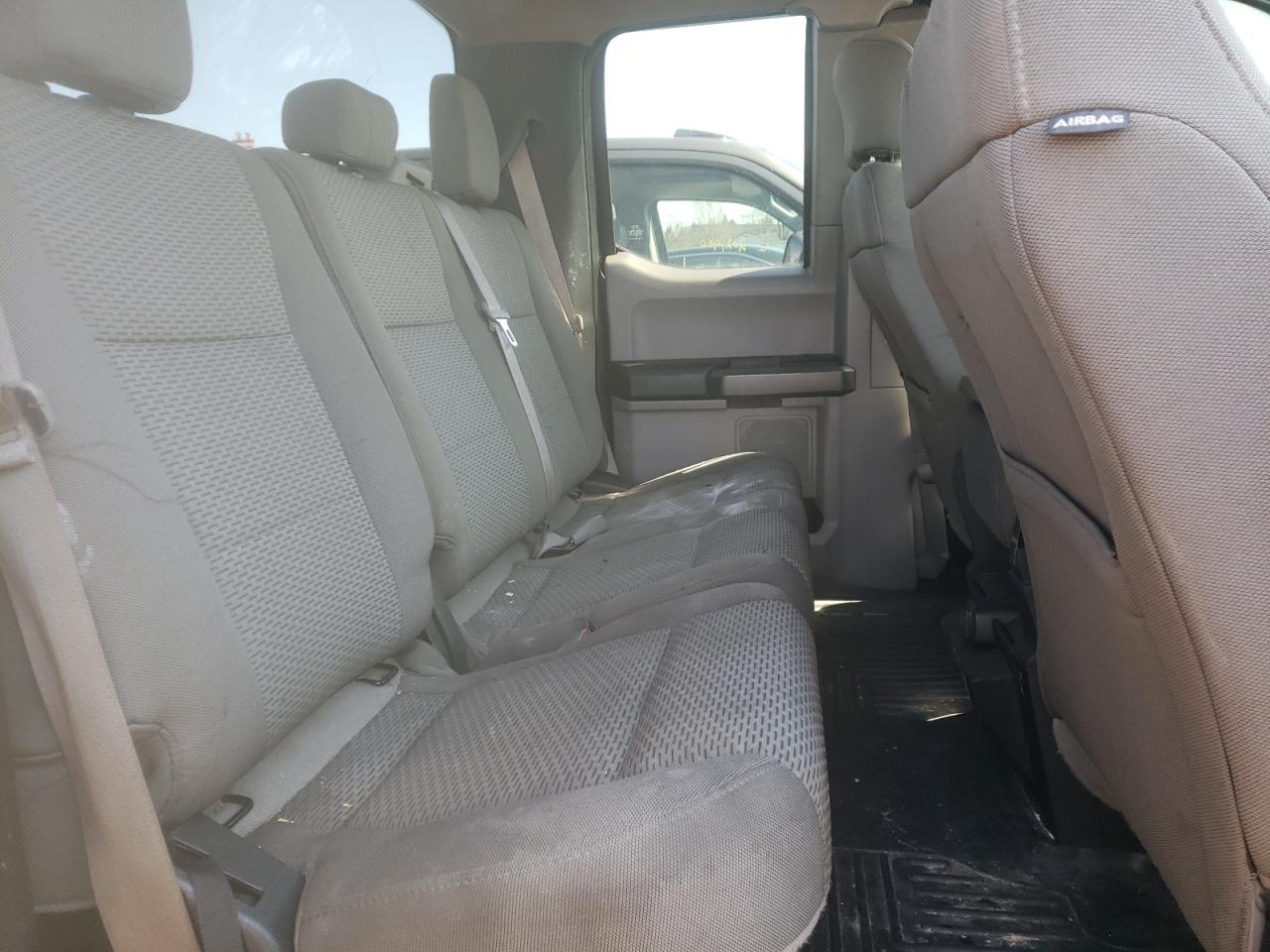 Photo 6 from auction – 2017 FORD F150 SUPER with VIN 1FTEX1EP4HFC61461